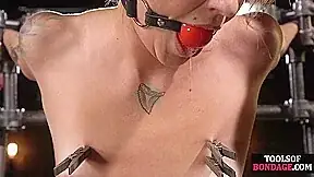 Hot BDSM lady loves whipping hard with dirty fucker
