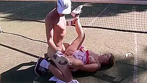 Nasty amateur couple fucking on a tennis court