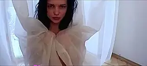 BUSTY BABE KATIE FEY GETS TOTALLY NUDE GRINDS HER PUSSY!