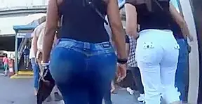 Ridiculous big ass dominican milf