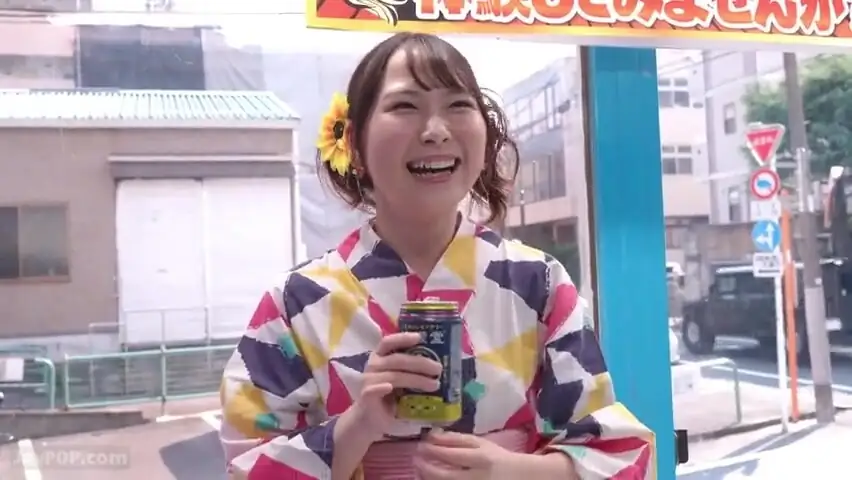 240710花火大会へ向かう女子をゲットb2